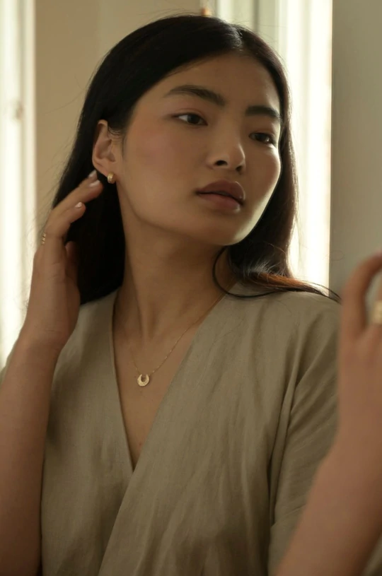 9ctGoldMoltenCurveSliderPendantNecklacesml_540x