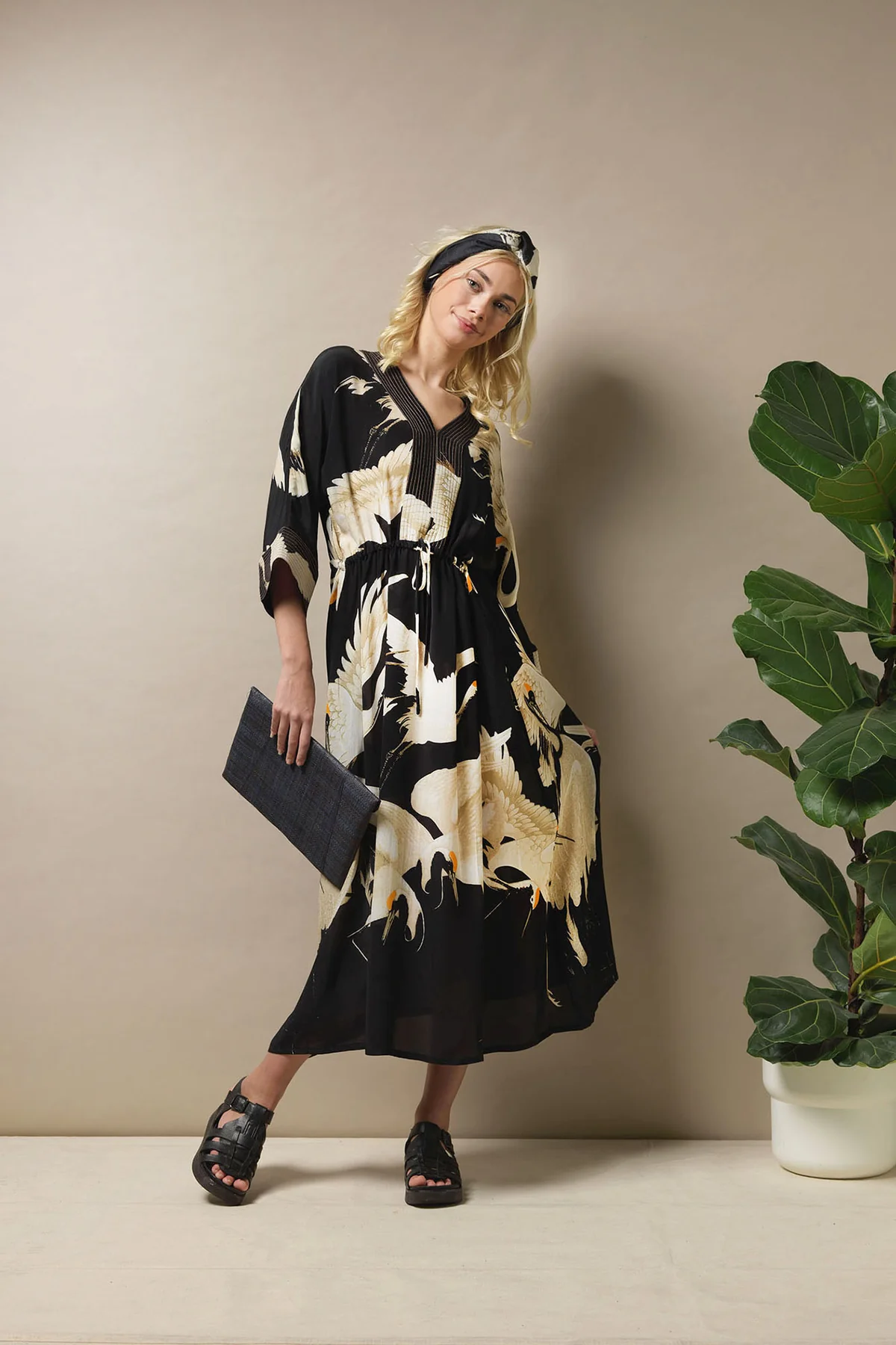 AbbiDressStorkBlack2_1800x1800