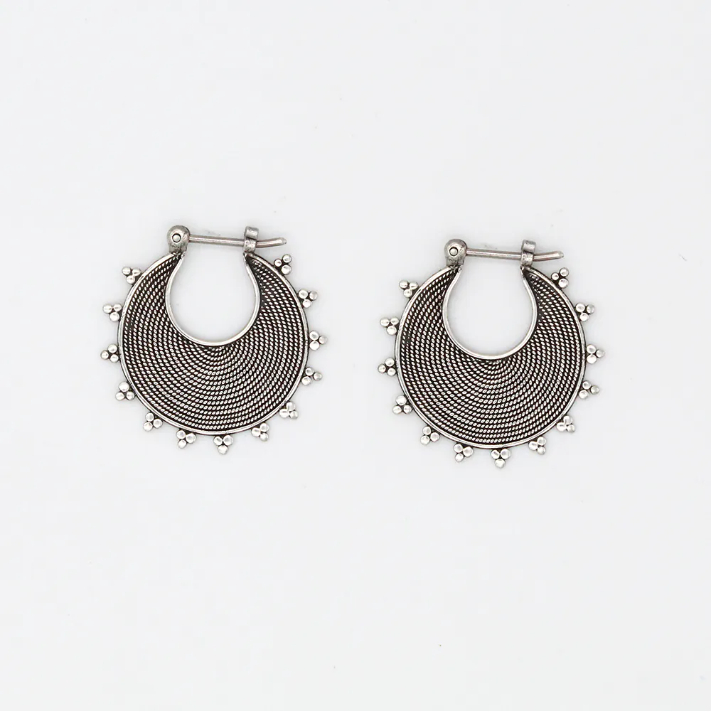 Annie_Mundie_ silver_hoops_2cm