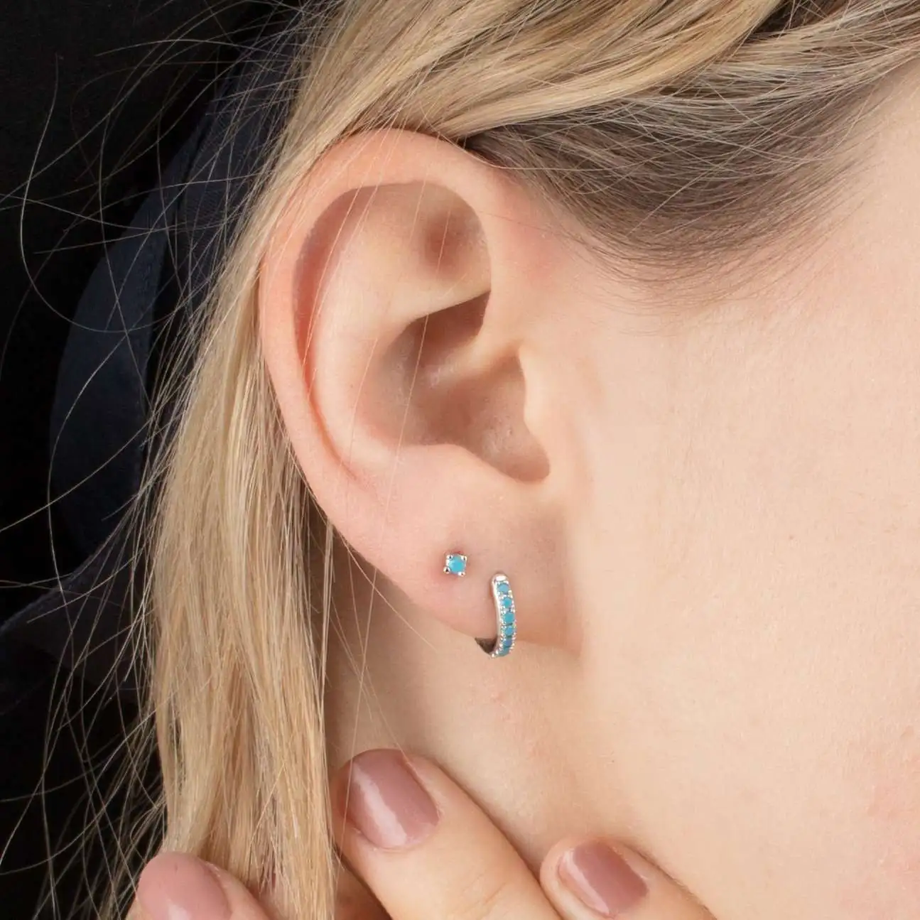 earrings-huggie-hoop-earrings-with-turquoise-stones-3_1800x1800