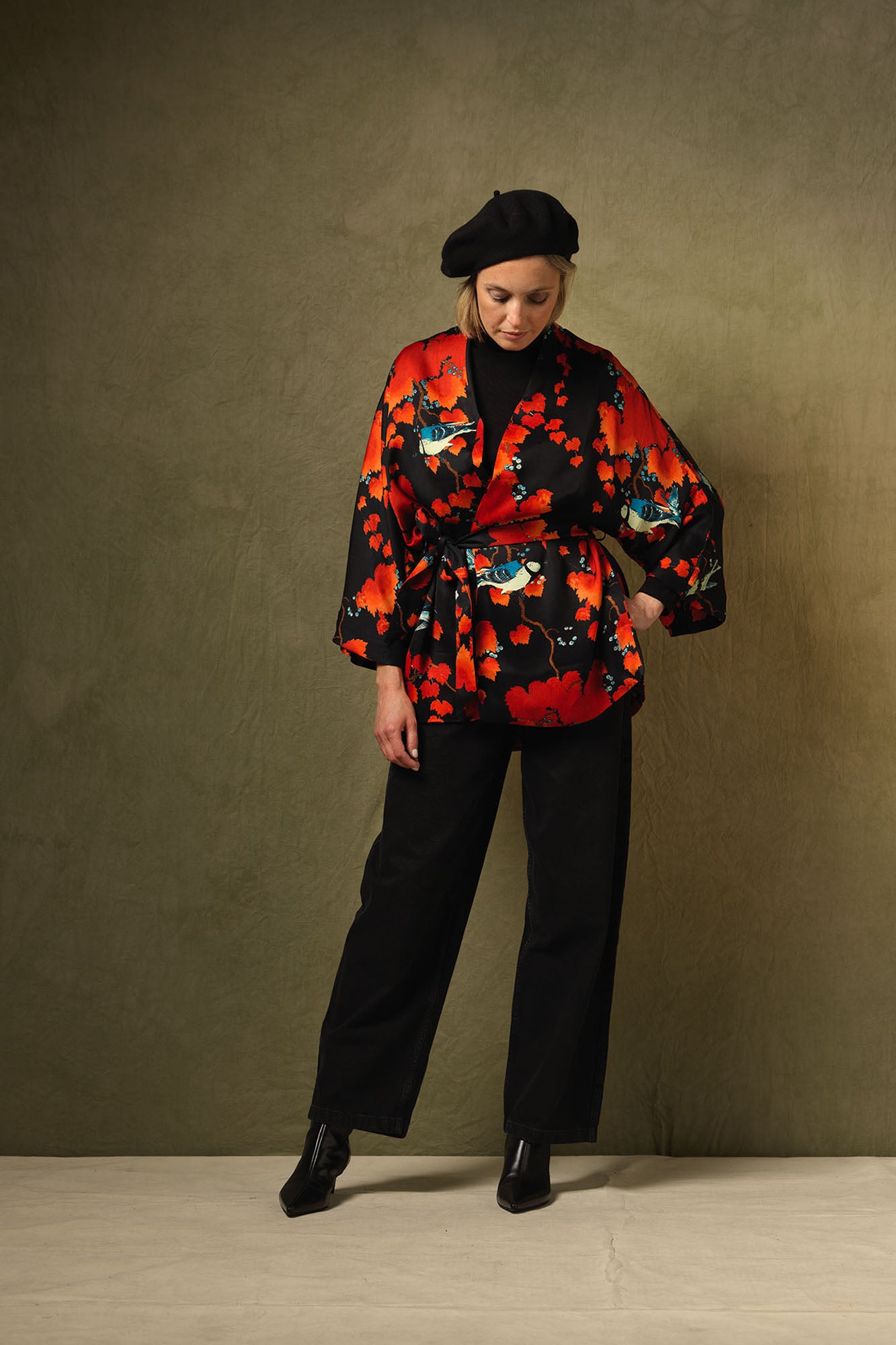 AcerBlackWrapJacket_6