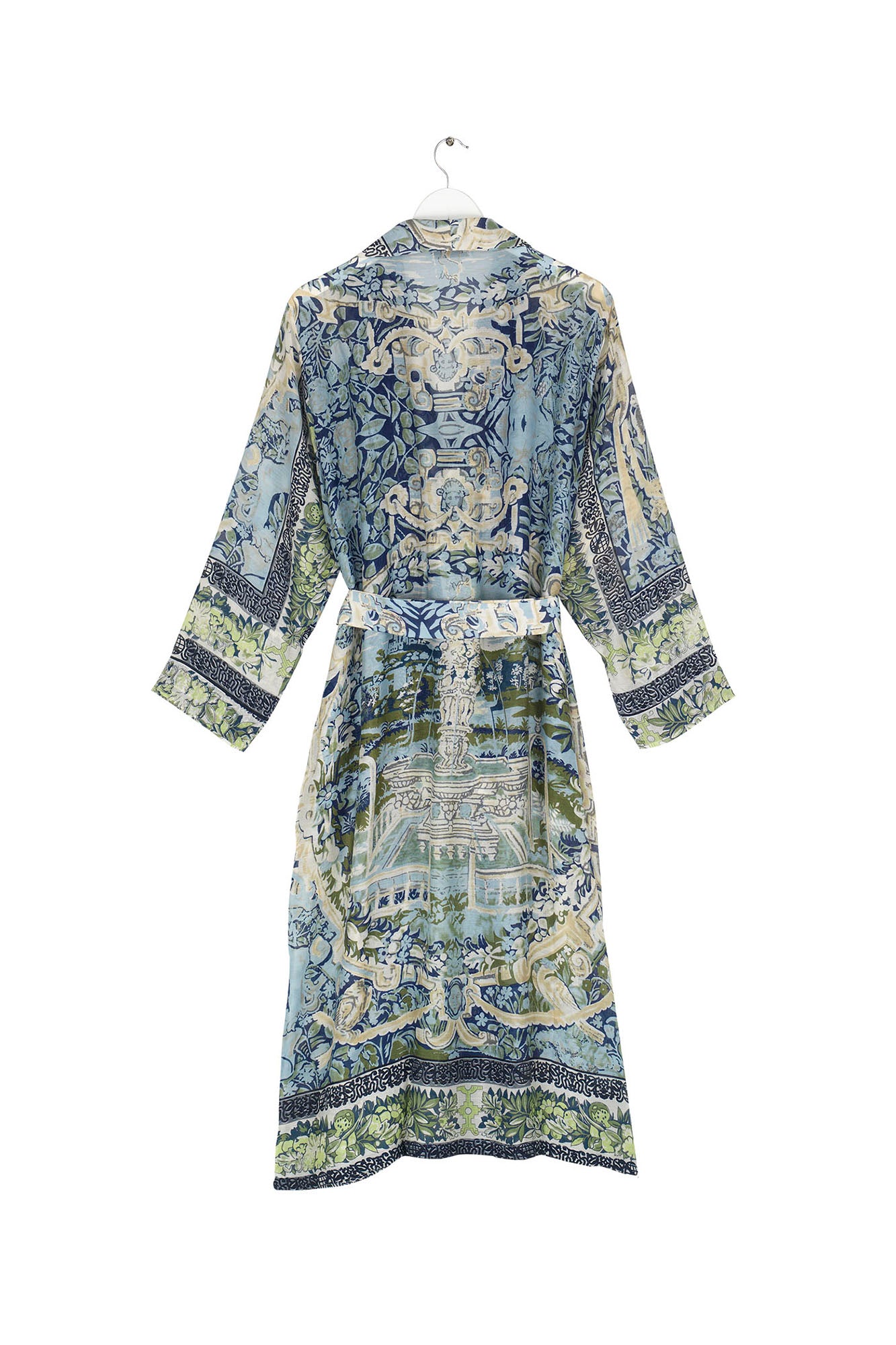 GownTapestryBack_0001