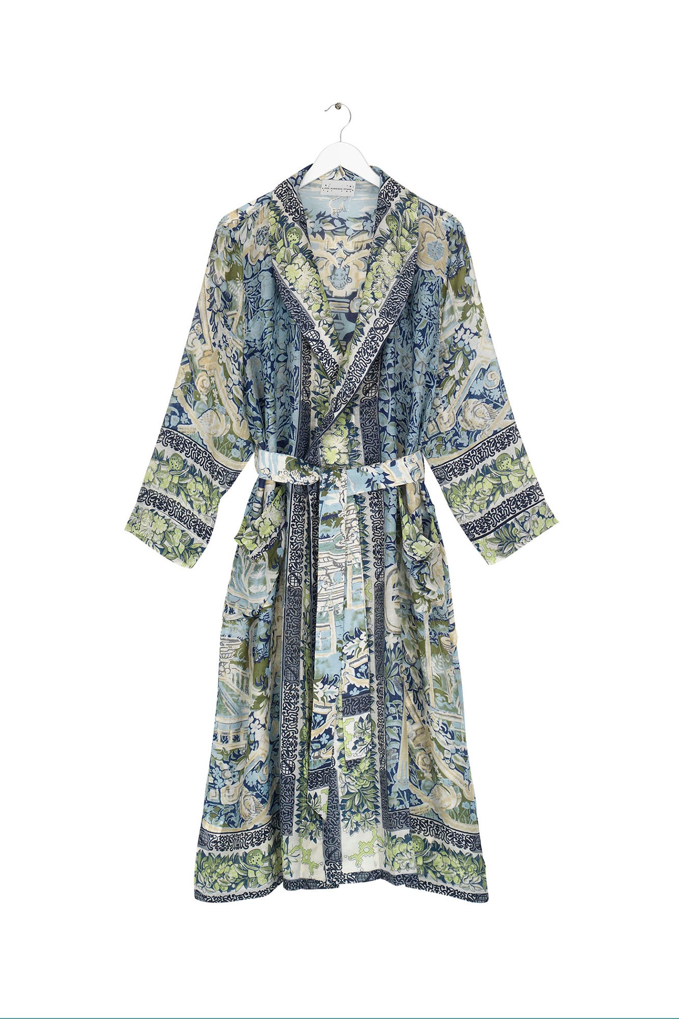 GownTapestryFront_0001