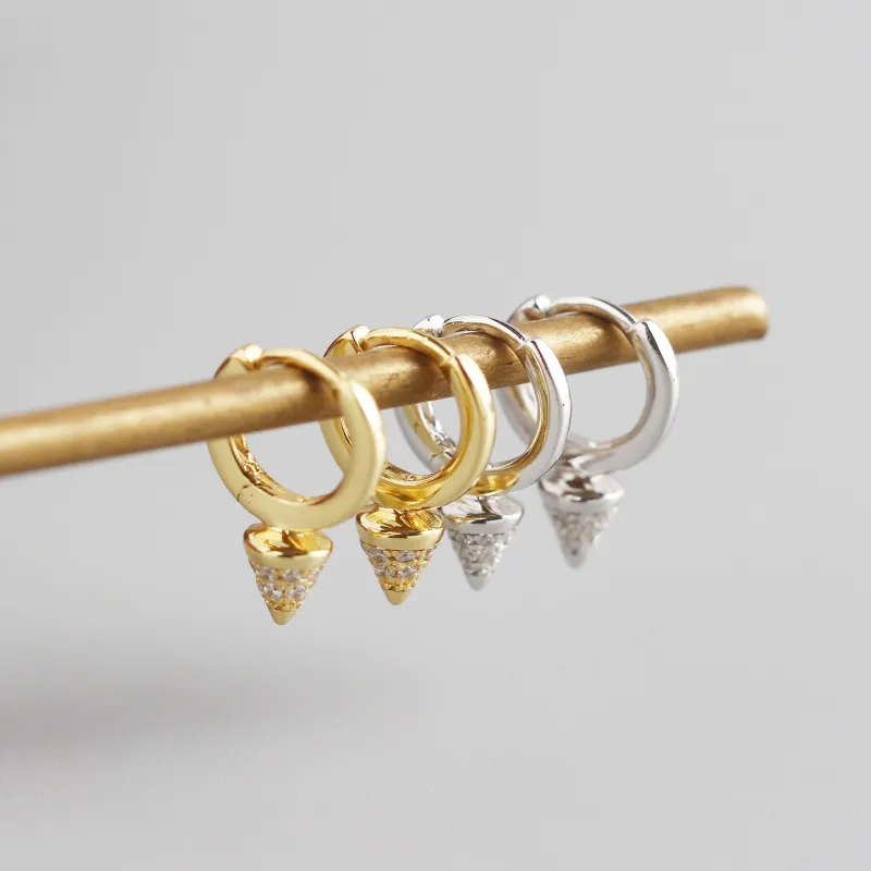 S925-Sterling-Silver-Punk-Rivet-Inlaid-Diamond-Ear-Bone-Nail-Ear-Buckle (1)