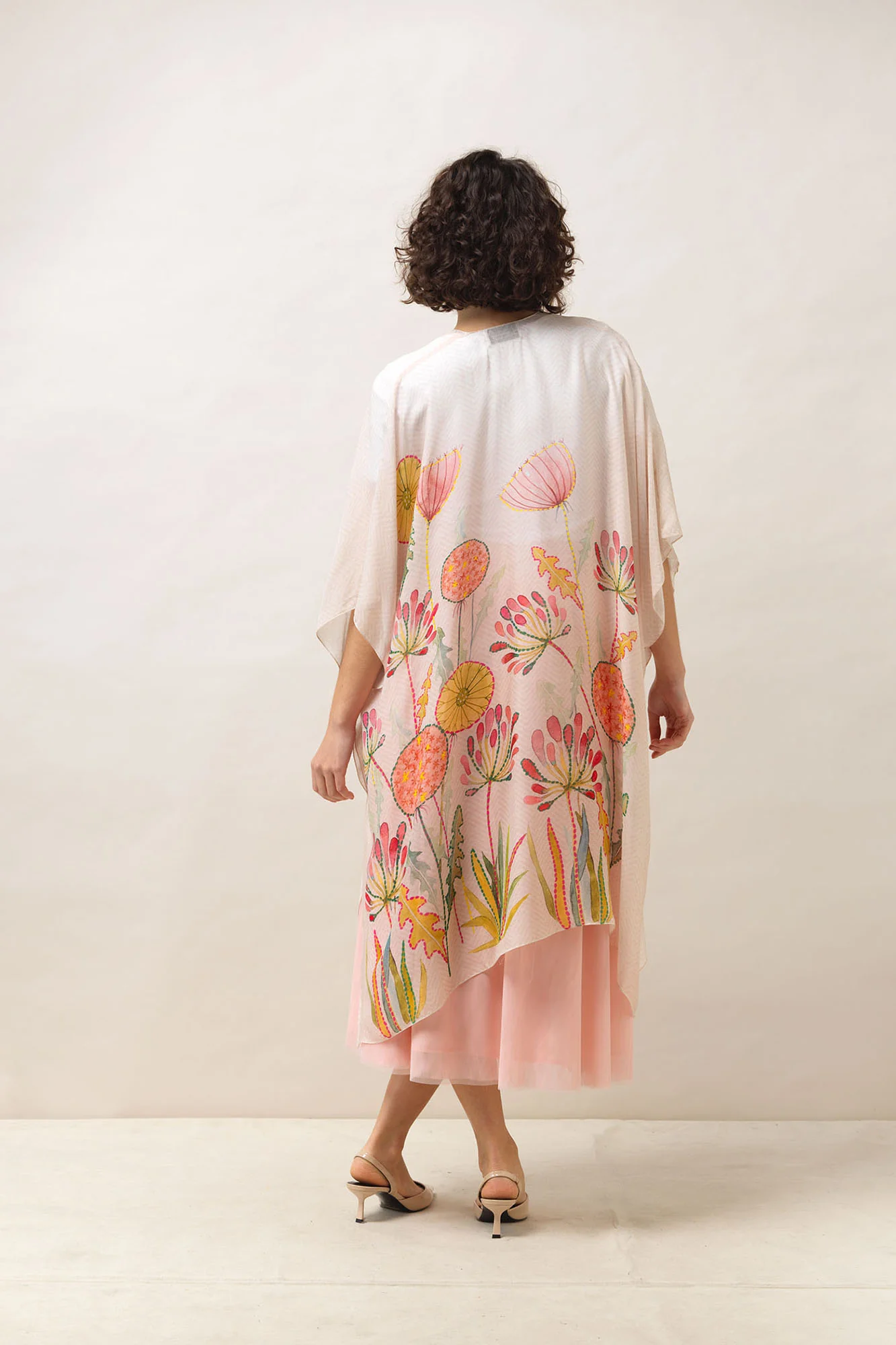 Pop_Flower_Pink_Throwover_2