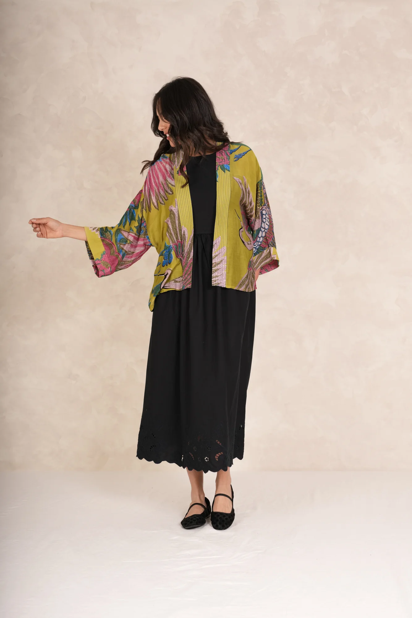 Cranes-Olive-Short-Kimono_4