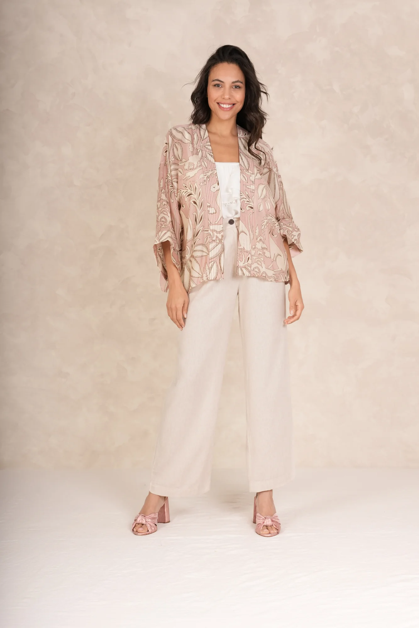 Sphinx-Pink-Short-Kimono_3