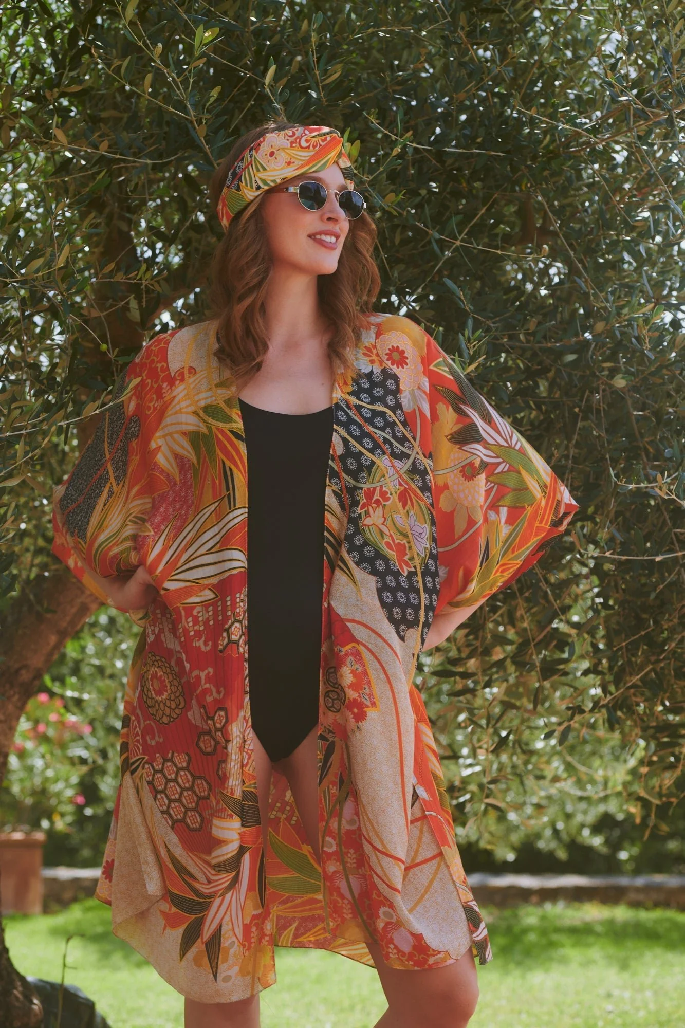 Fans_Scarlet_Throwover_1