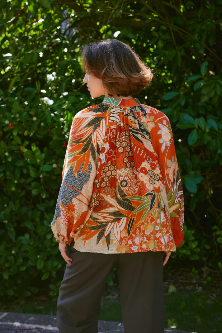 Fans-Pussy-Bow-Blouse10